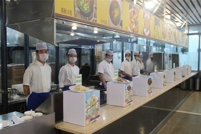 專業(yè)餐飲管理服務(wù)助力企業(yè)職工食堂高效運(yùn)營——滕飛餐飲在線咨詢與蘭溪食堂承包解析