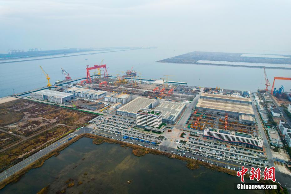 中國首個(gè)海洋油氣裝備“智能工廠”全面投產(chǎn)，開啟海洋工程裝備研發(fā)新篇章
